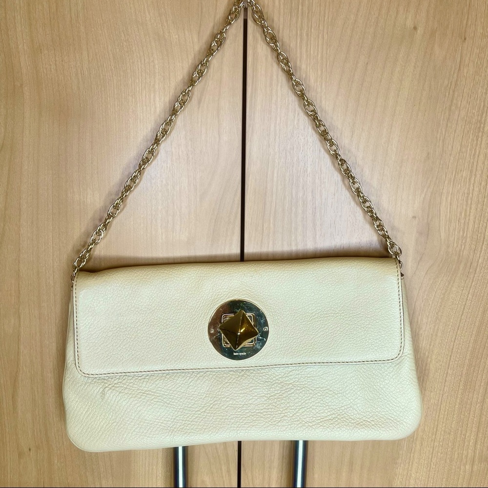 Kate Spade leather clutch with gold chain EUC